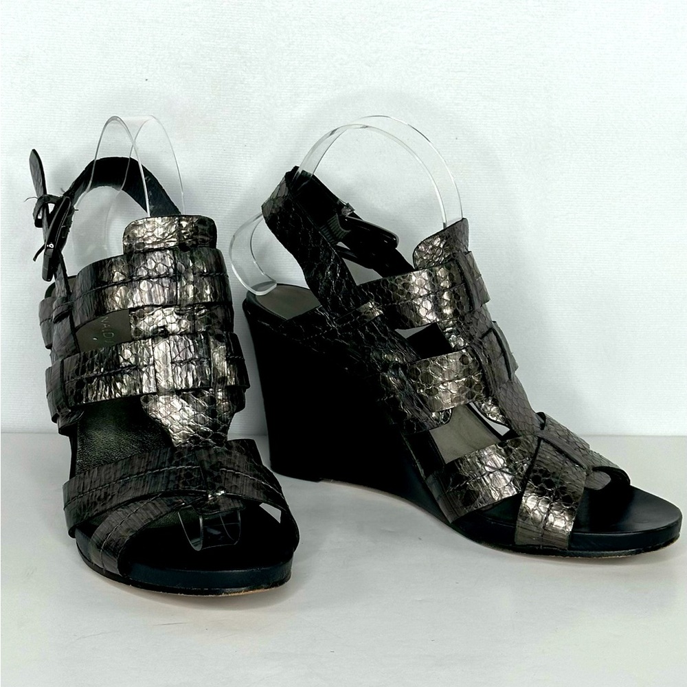 Donald J Pliner Gaia Metallic‎ Wedge Sandals Dark Romantic Witchy Sz 9.5
